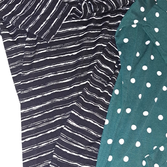 LuLaRoe tunic shirts all size small. Bundle of 4 shirts! - Picture 2 of 16